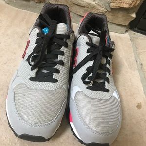 Men’s New Balance 850